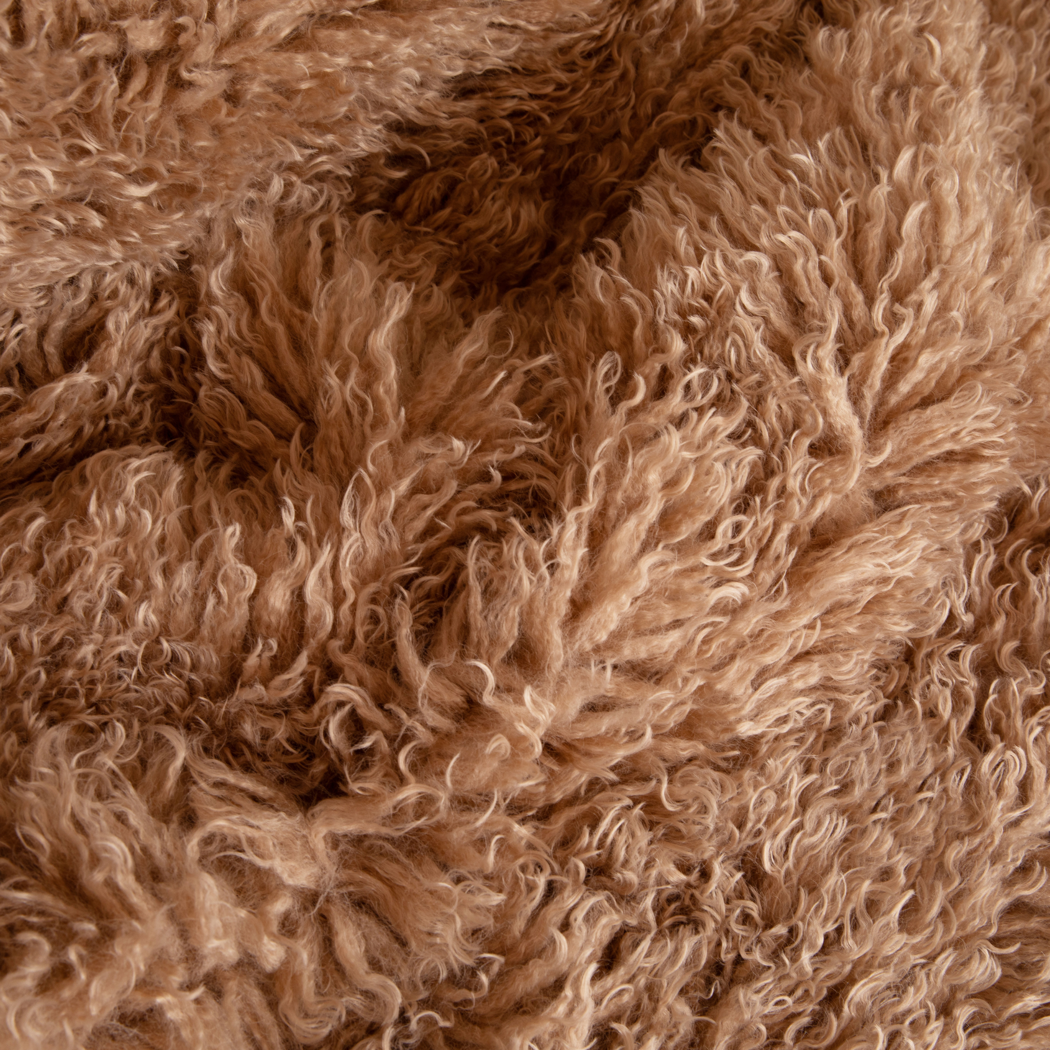 PupRug® Luxe Faux Fur Orthopedic Dog Bed: Plush Sheep Tan