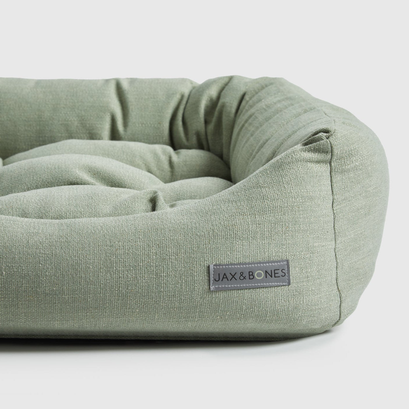 Warby Jasmine Napper Dog Bed by Jax & Bones