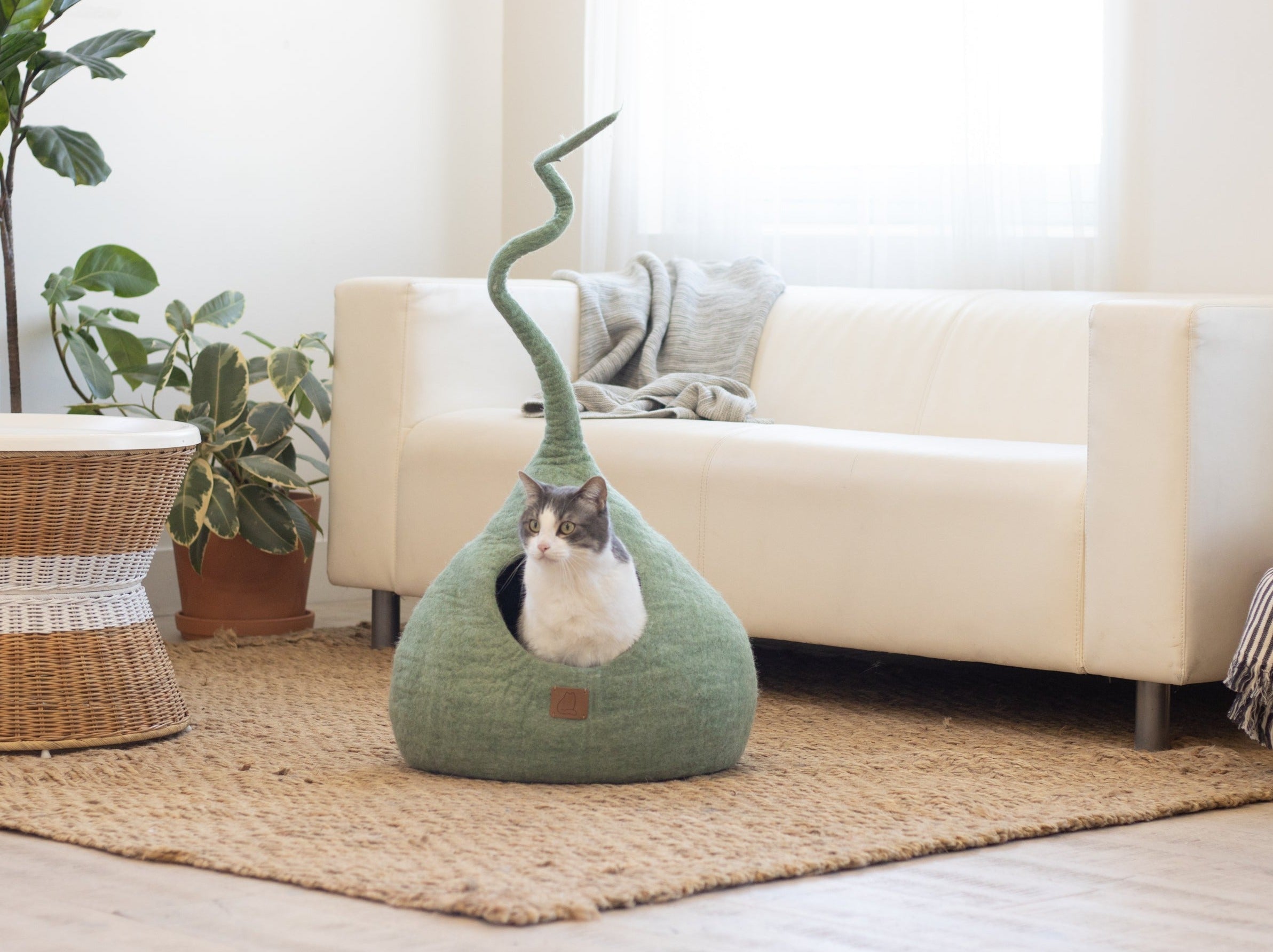 Whimsical Cat Tail Cave Bed