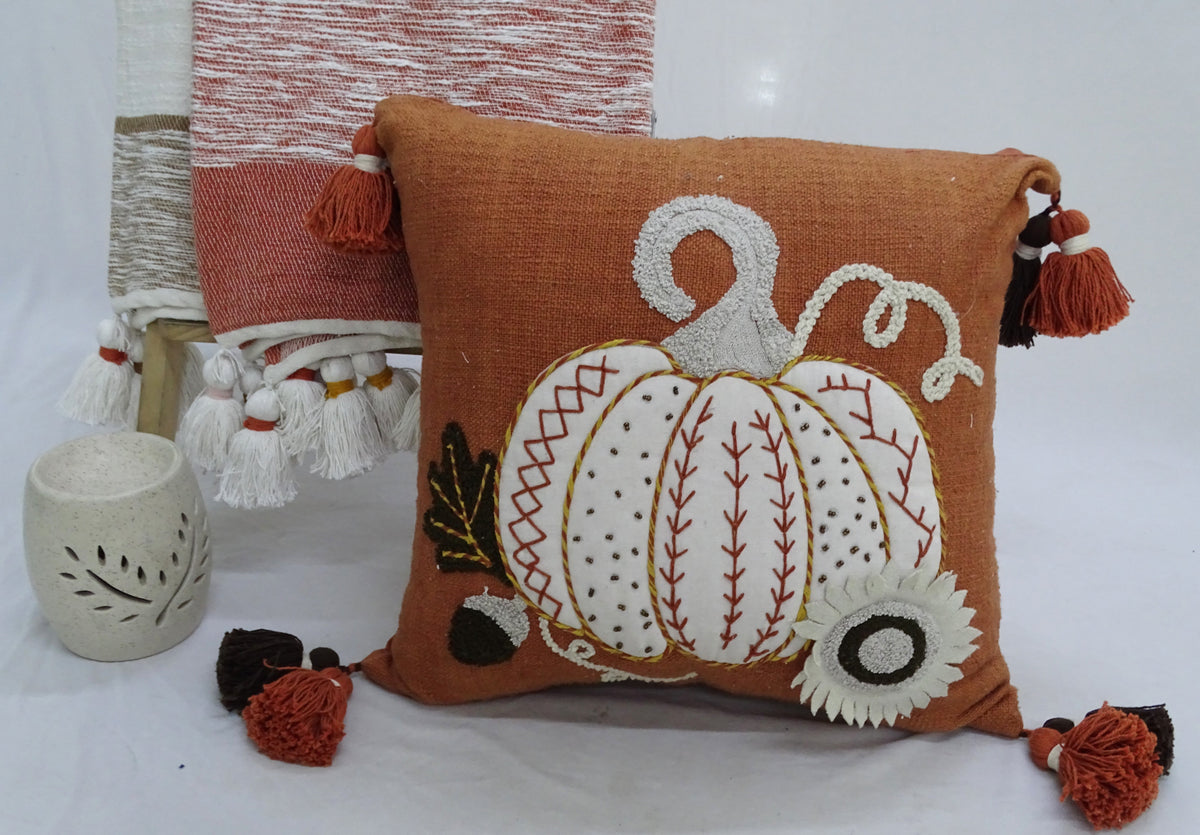 Fall Pumpkin Pillow: 20" x 20"