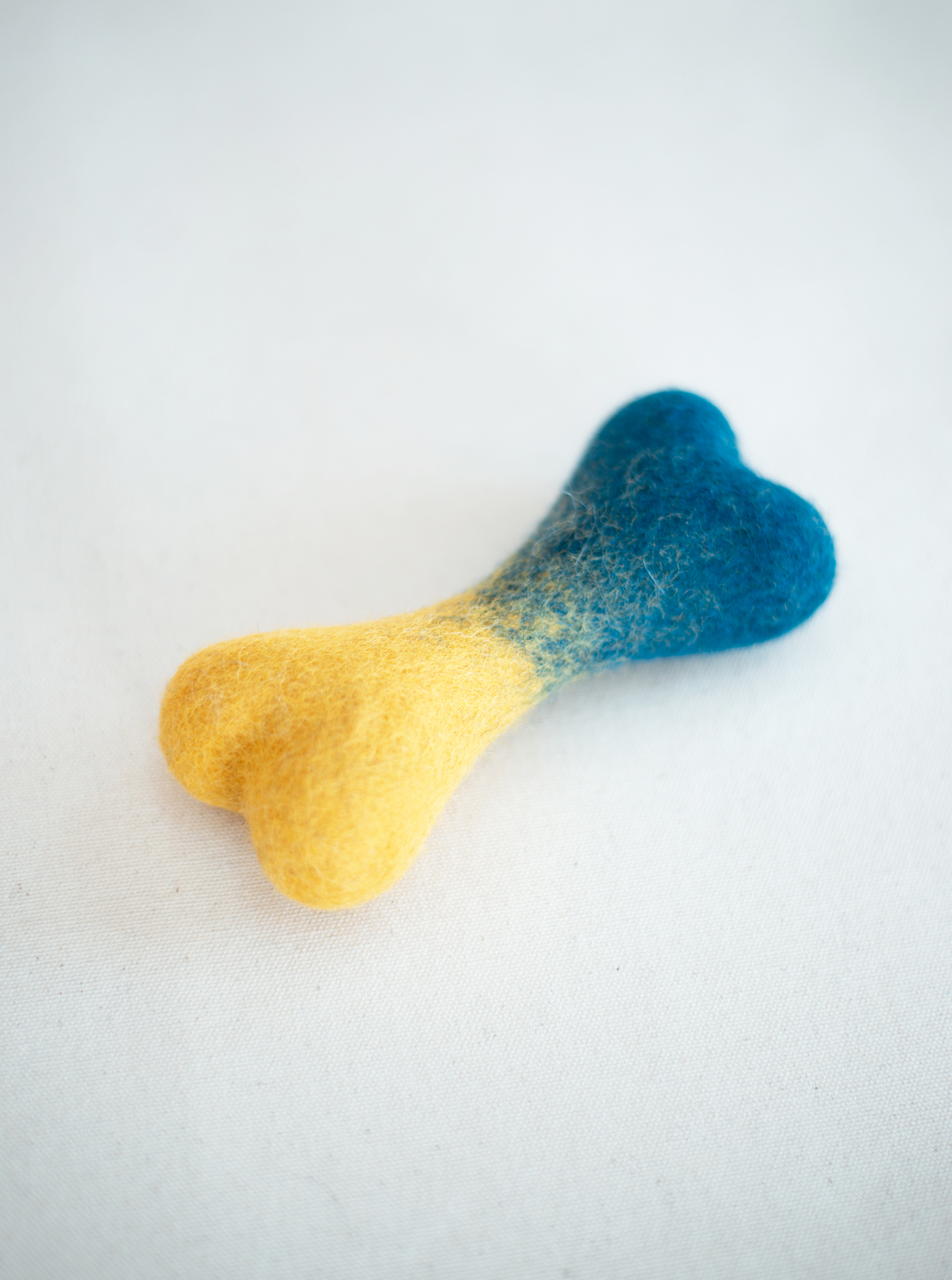 Ombre Woolbone Dog Toy