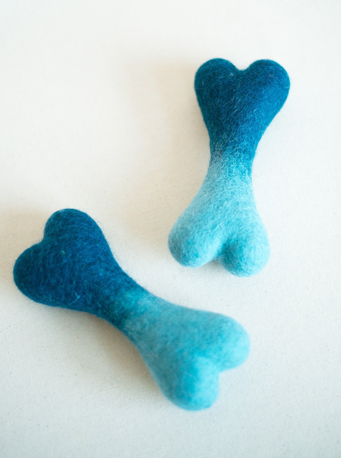 Ombre Woolbone Dog Toy