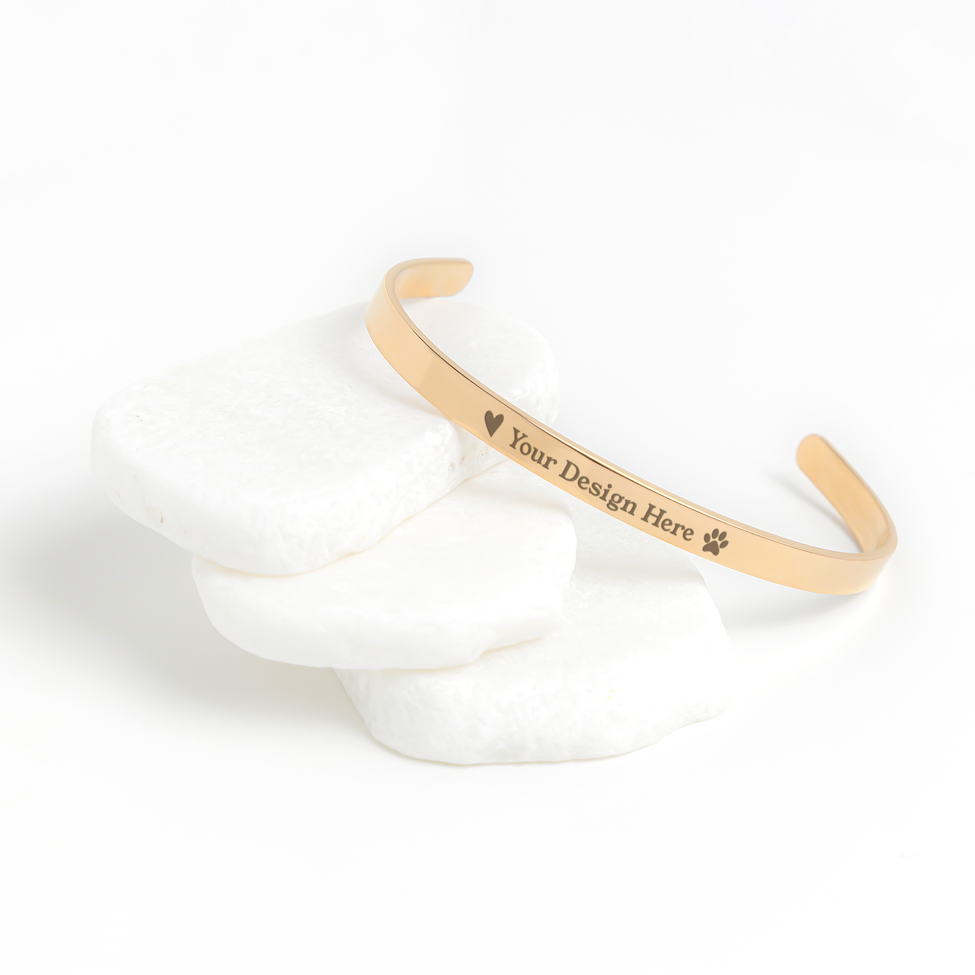 Personalized_Bracelet_-_Custom_Name_with_Rose_Gold_Lifestyle_02_Mockup.png_15389496
