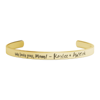 Personalized_Mom_Bracelet_with_Kids_Nam_Gold_Transparent_01_Mockup.png_15435018