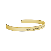 Personalized_Mom_Bracelet_with_Kids_Nam_Gold_Transparent_06_Mockup.png_15435023