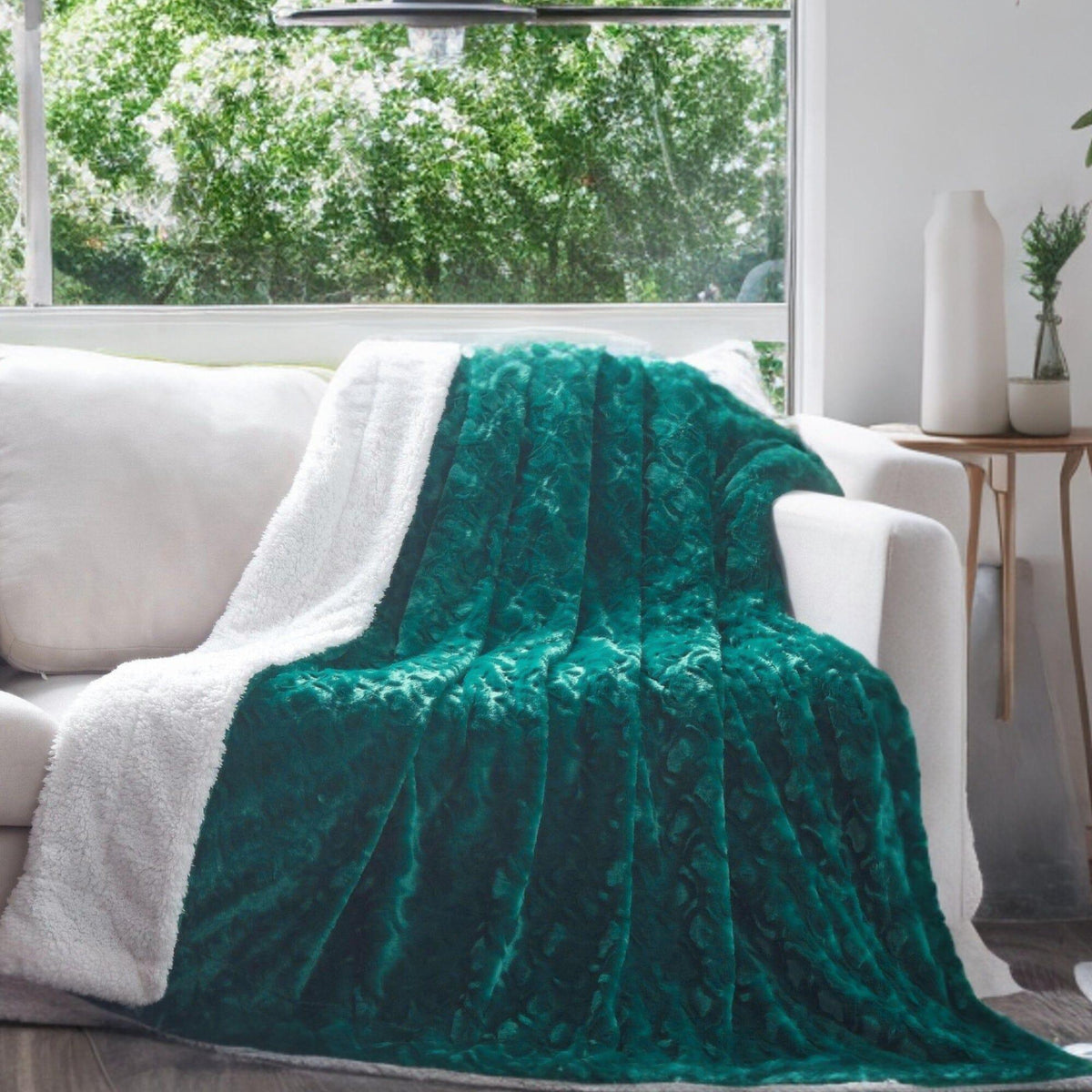 Emerald Mermaid Plush Sherpa Blanket
