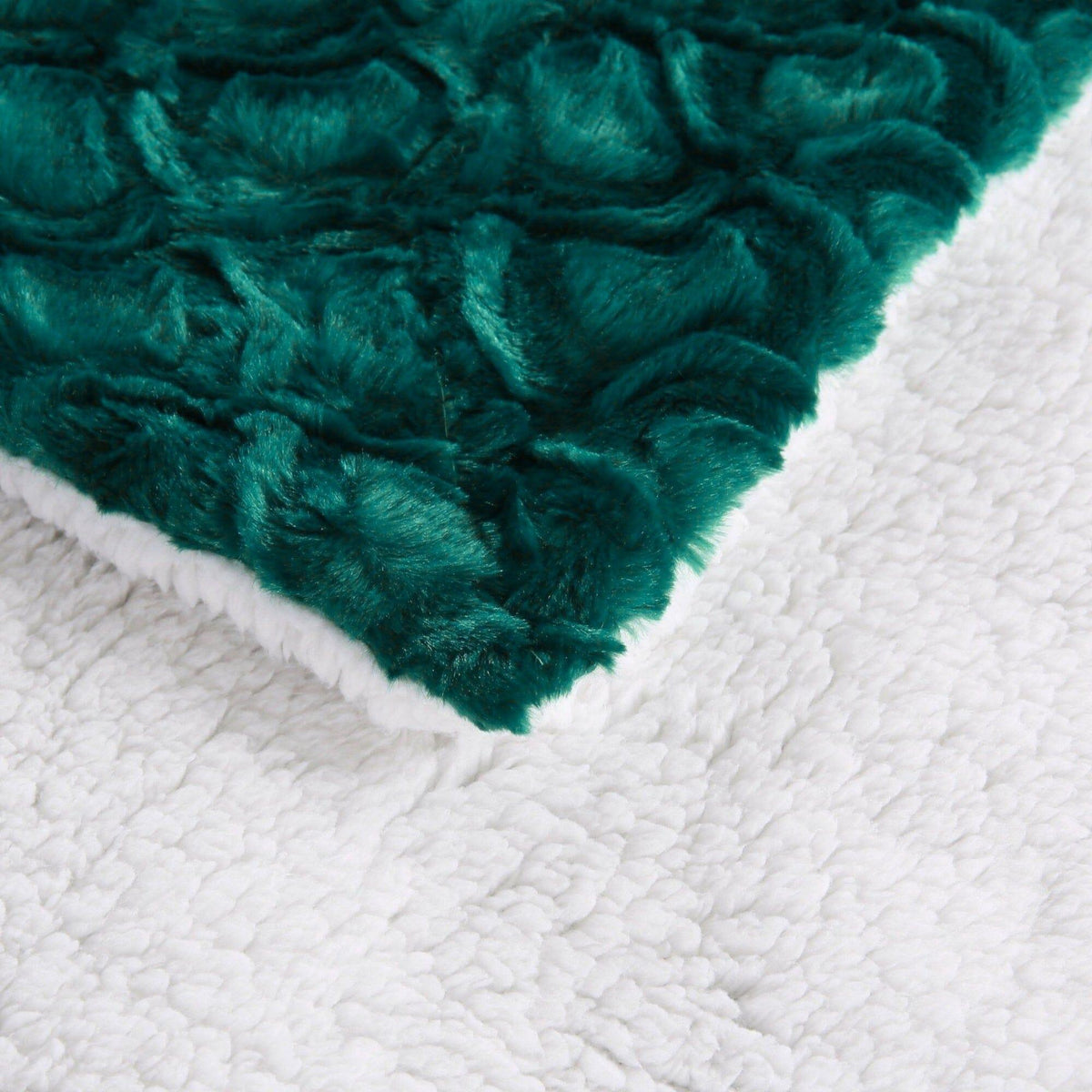Emerald Mermaid Plush Sherpa Blanket