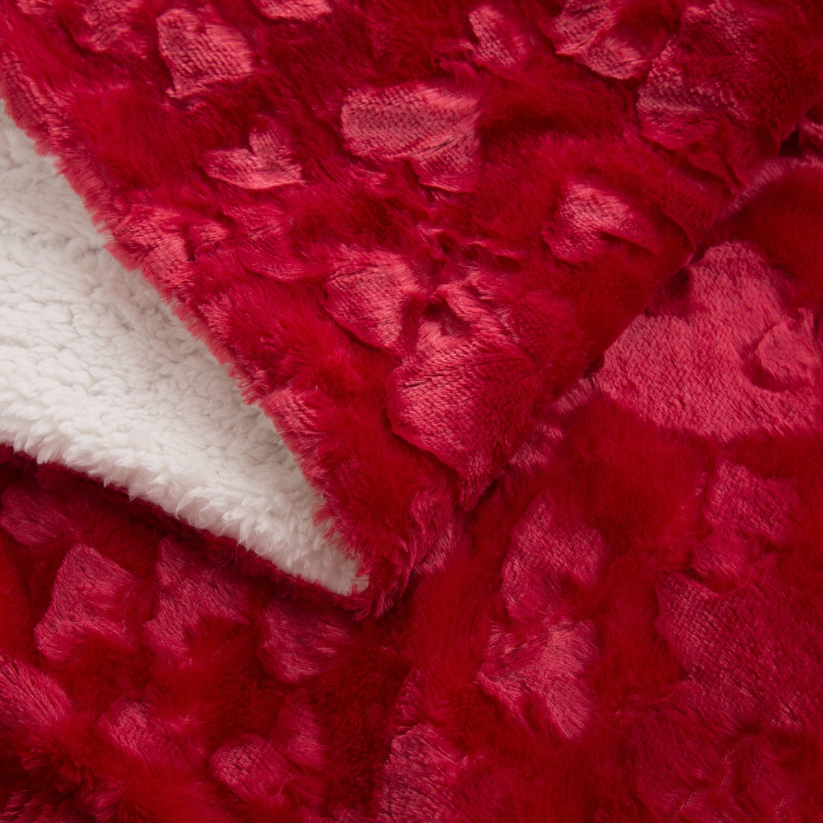 Lovely Hearts Dreamy Soft Plush Sherpa Blanket