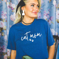 Cat Mom Unisex T-shirt