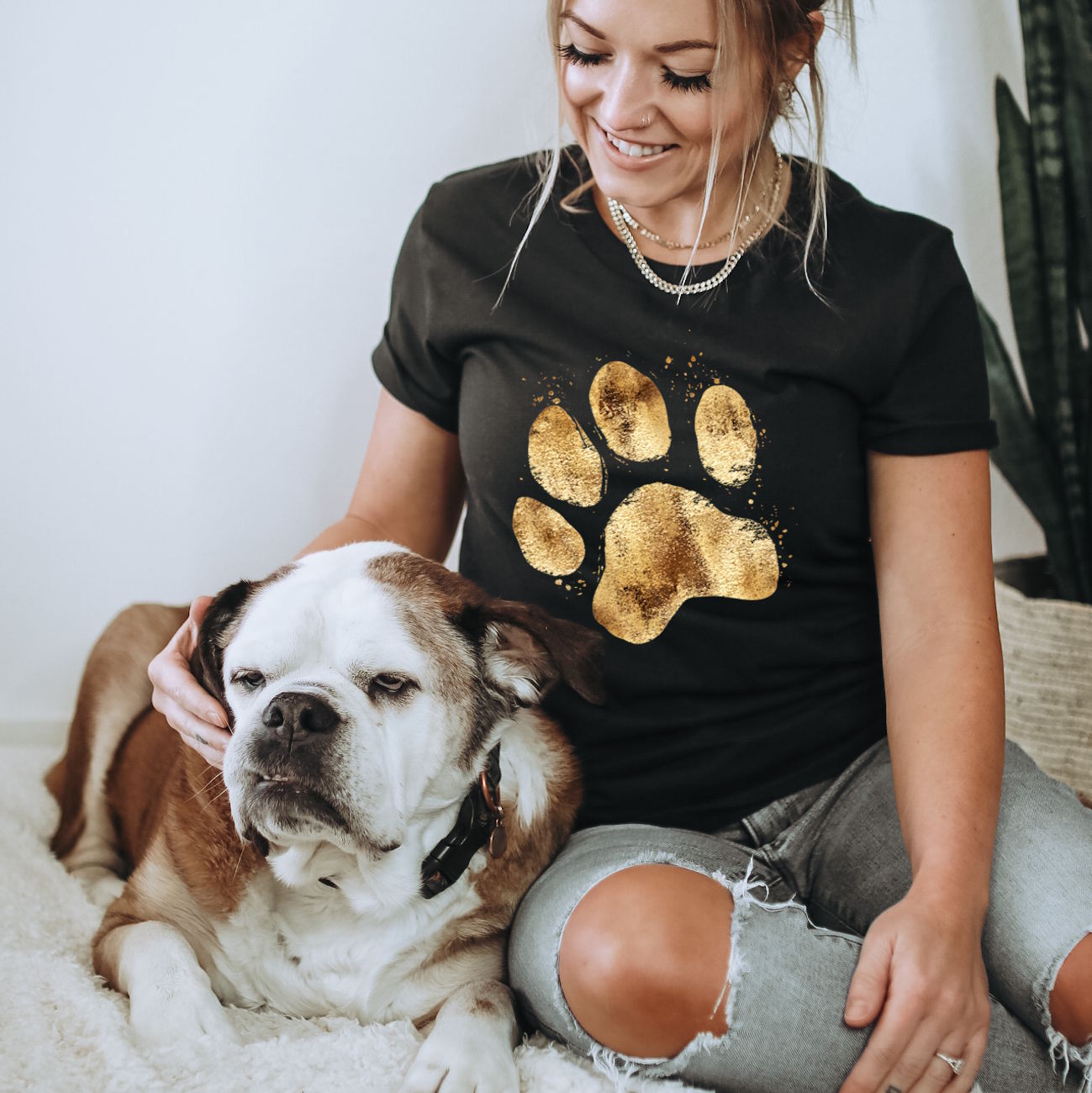 Gold Paw Print Unisex T-shirt