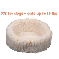Fleece cat bed with bolsters
